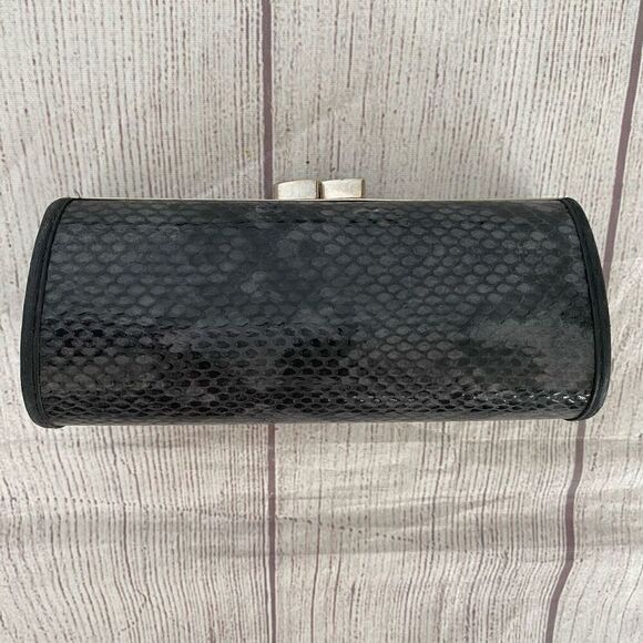 Clutch snake print with latch close top clutch 6”x3” black & grey - Picture 5 of 9